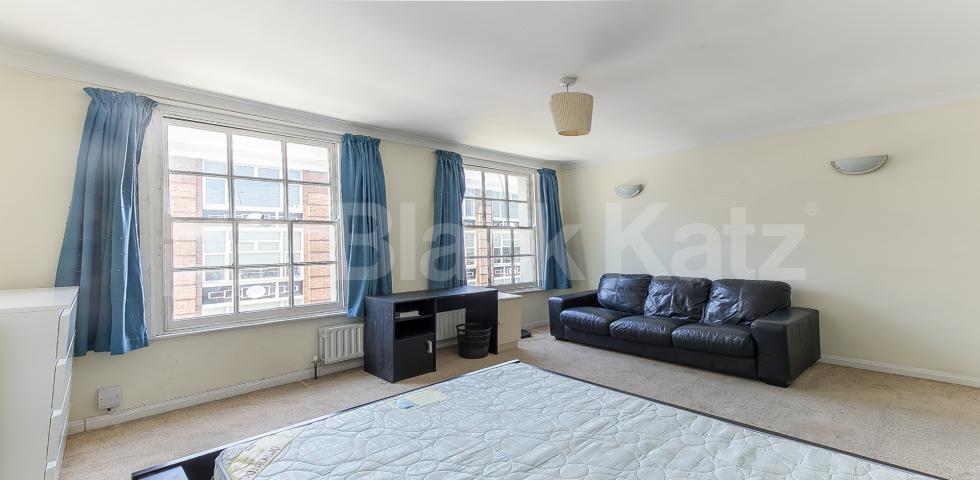 			3/4 BED & 2 BATH PERIOD HOUSE IN CAMDEN!, 3 Bedroom, 1 bath, 1 reception Terraced House			 Pratt Street, CAMDEN